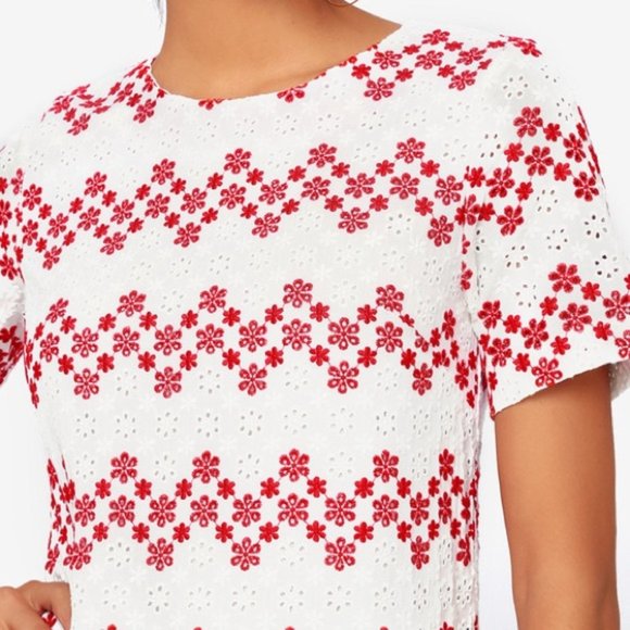 ✨NEW Lulu’s White & Red Eyelit Shift Dress - Picture 11 of 11